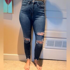 Good American Women's Distressed Blue Jeans